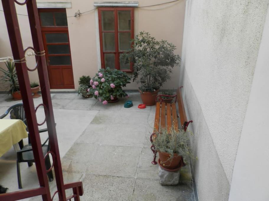 Vintage Pula Apartman Kültér fotó